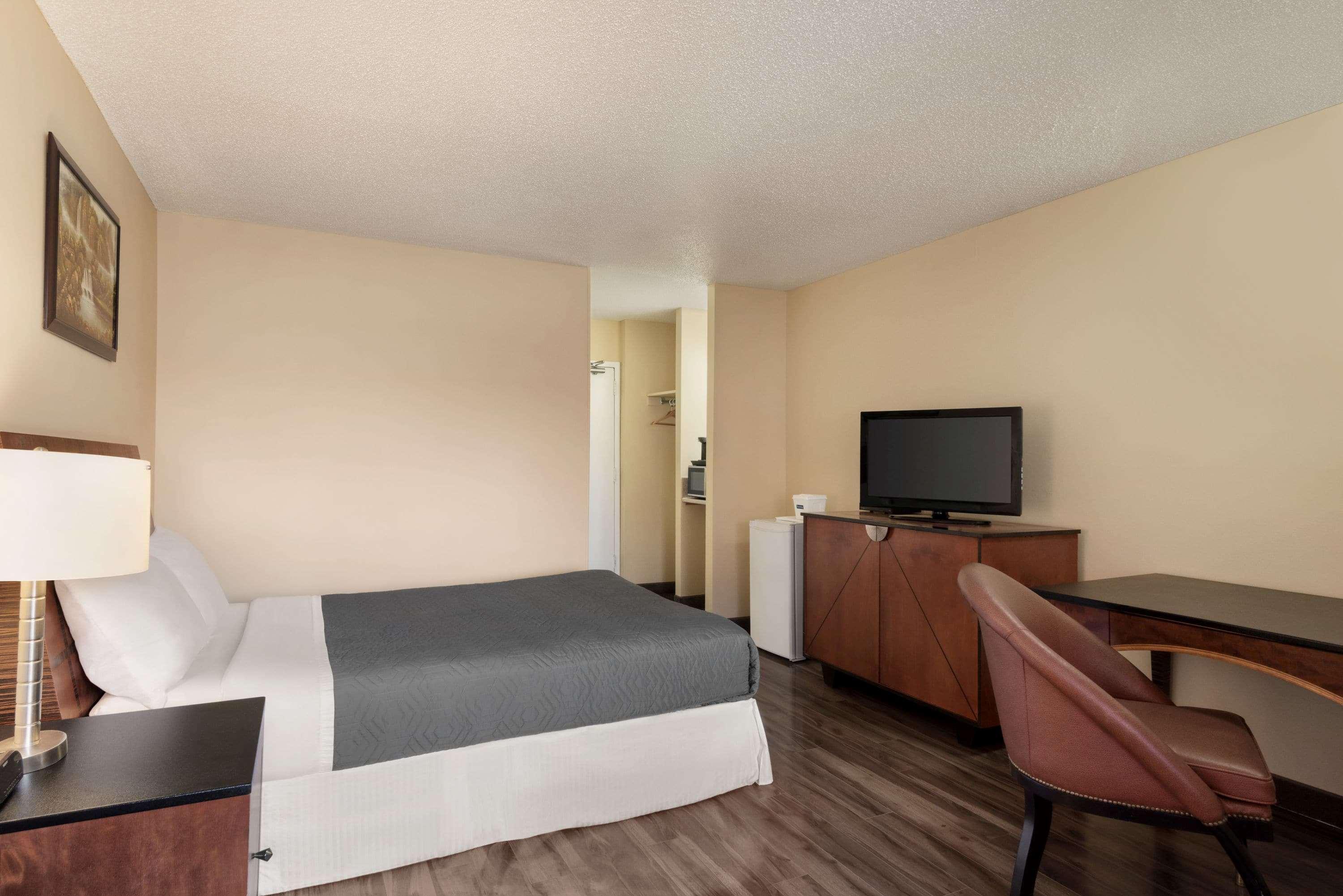Travelodge By Wyndham Swift Current Extérieur photo