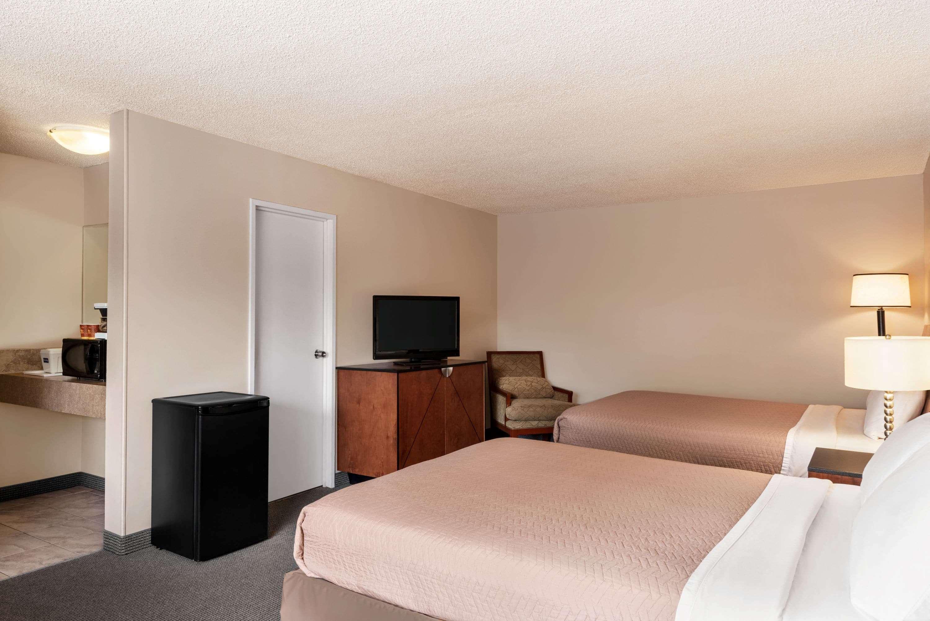 Travelodge By Wyndham Swift Current Extérieur photo