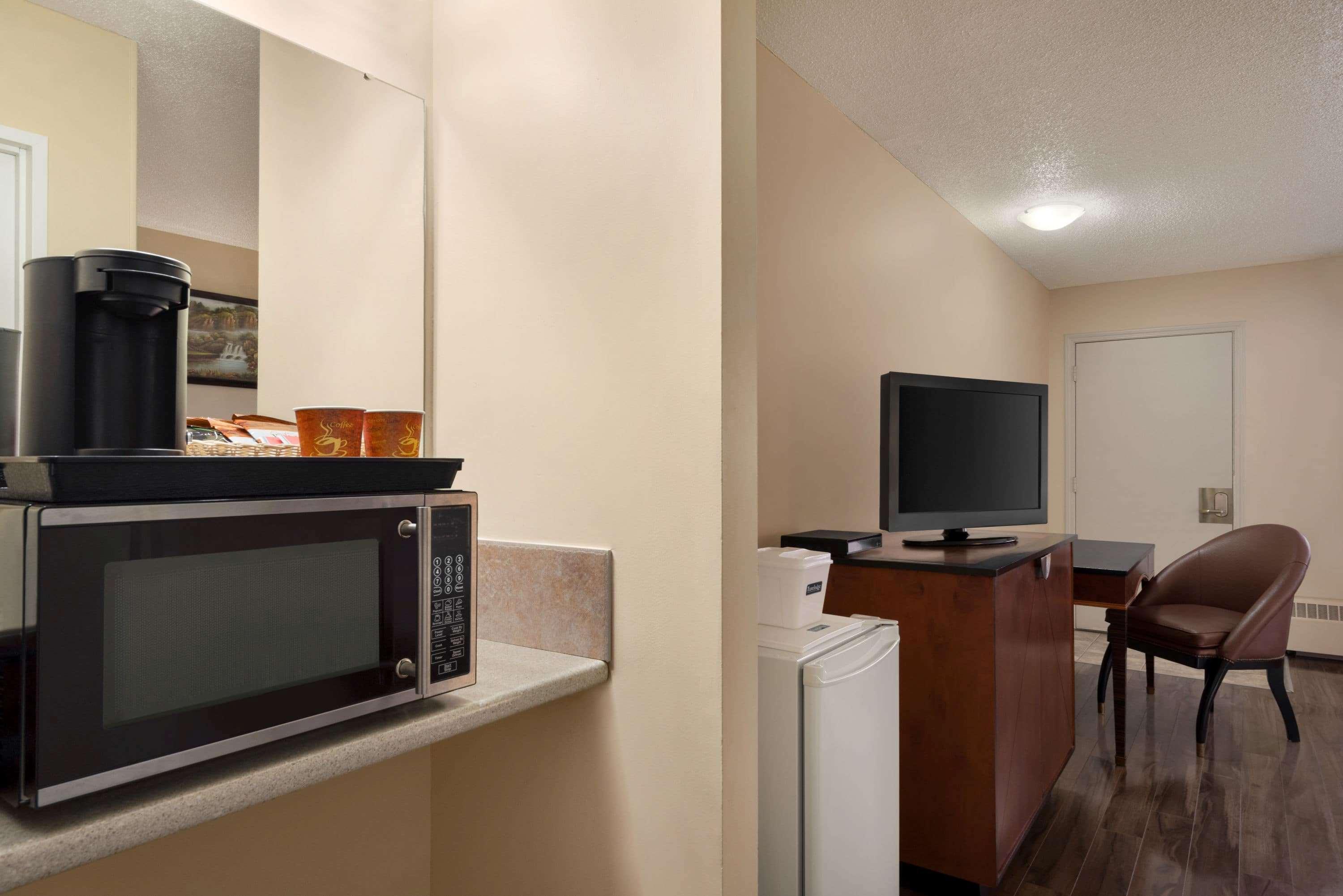 Travelodge By Wyndham Swift Current Extérieur photo