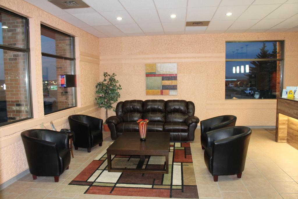 Travelodge By Wyndham Swift Current Extérieur photo