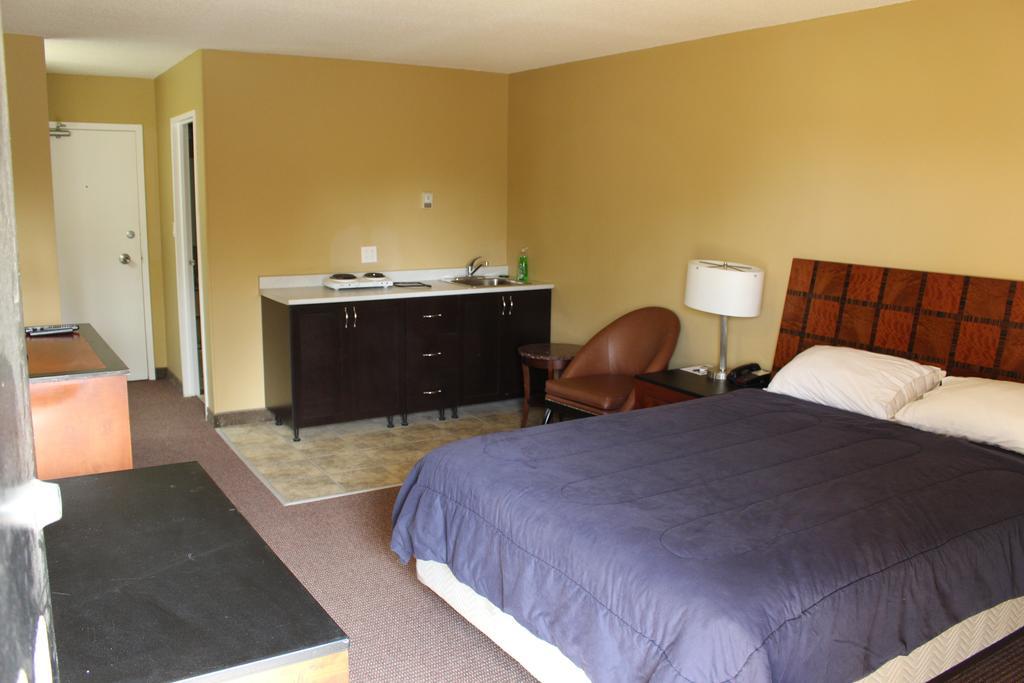 Travelodge By Wyndham Swift Current Extérieur photo