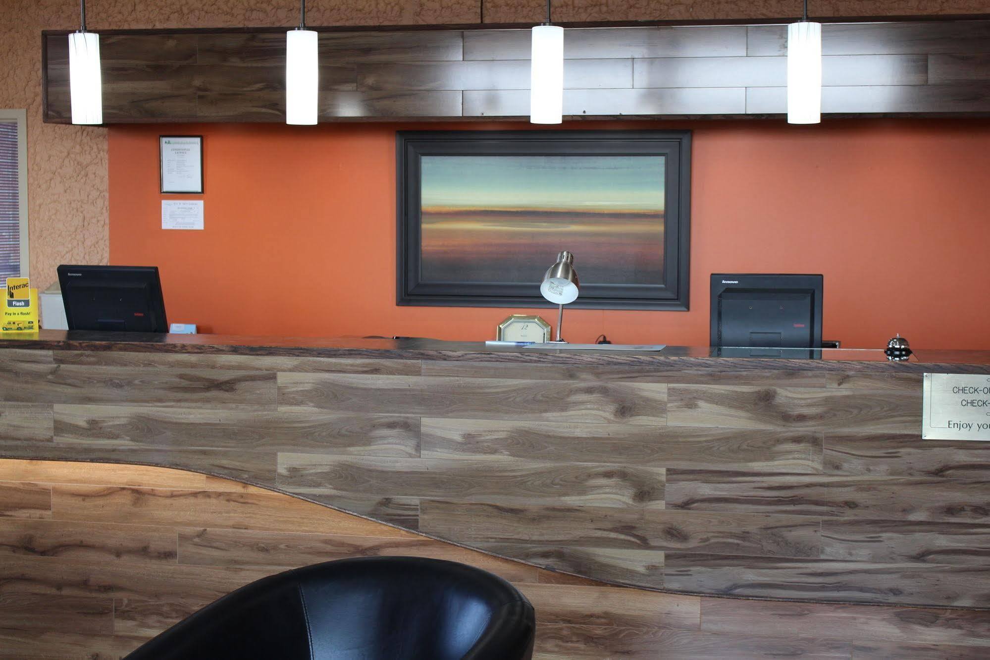 Travelodge By Wyndham Swift Current Extérieur photo