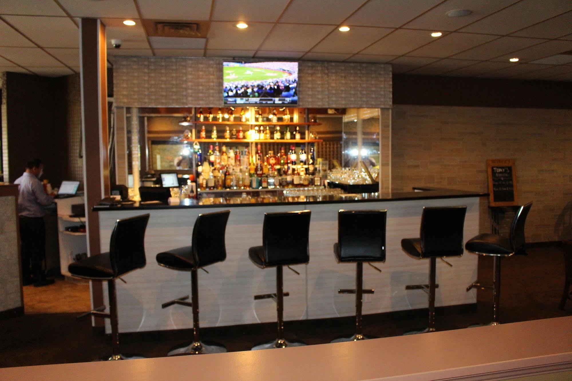 Travelodge By Wyndham Swift Current Extérieur photo